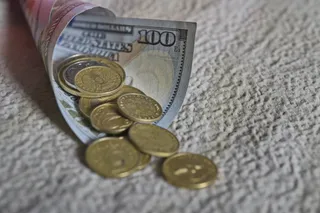 Капитал - Тенге завершил неделю уверенным ростом