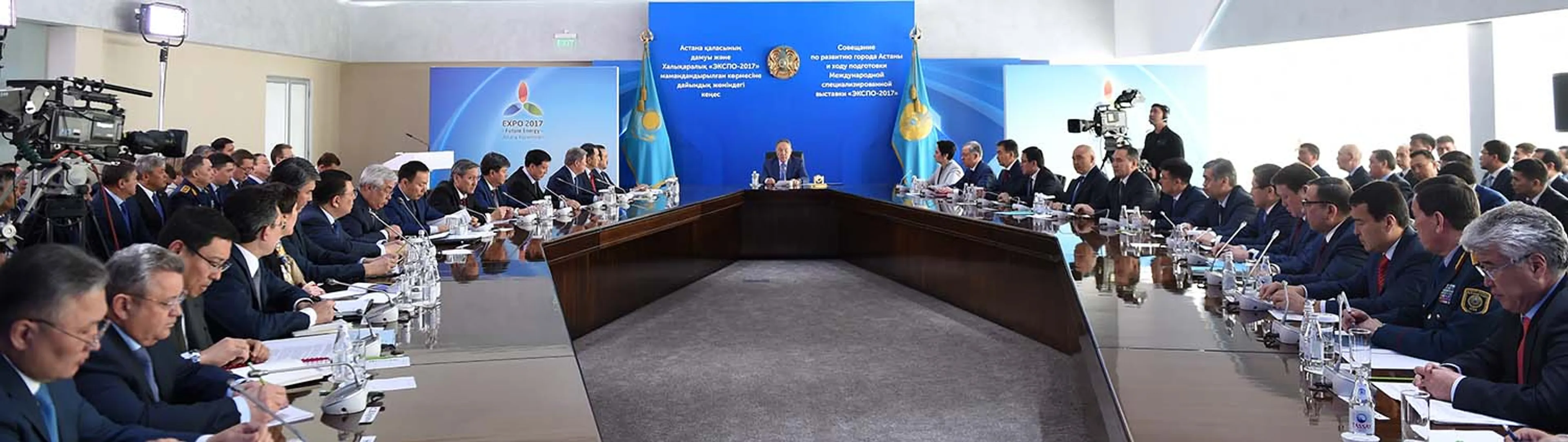 Капитал - Президент возмущен состоянием автодорог в Астане