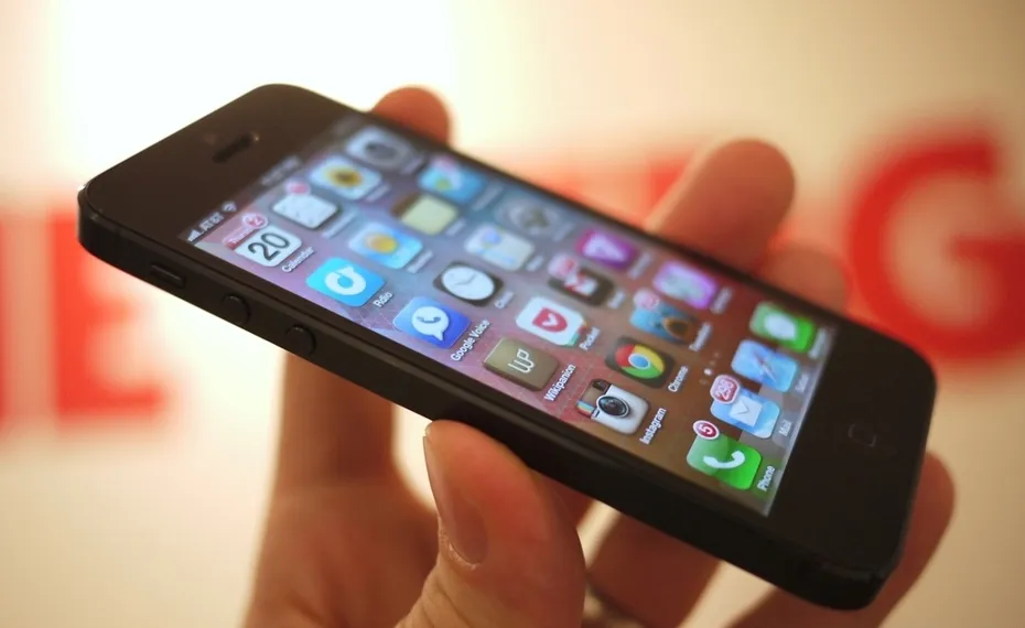 Капитал - iPhone 5 опередил Samsung Galaxy S III