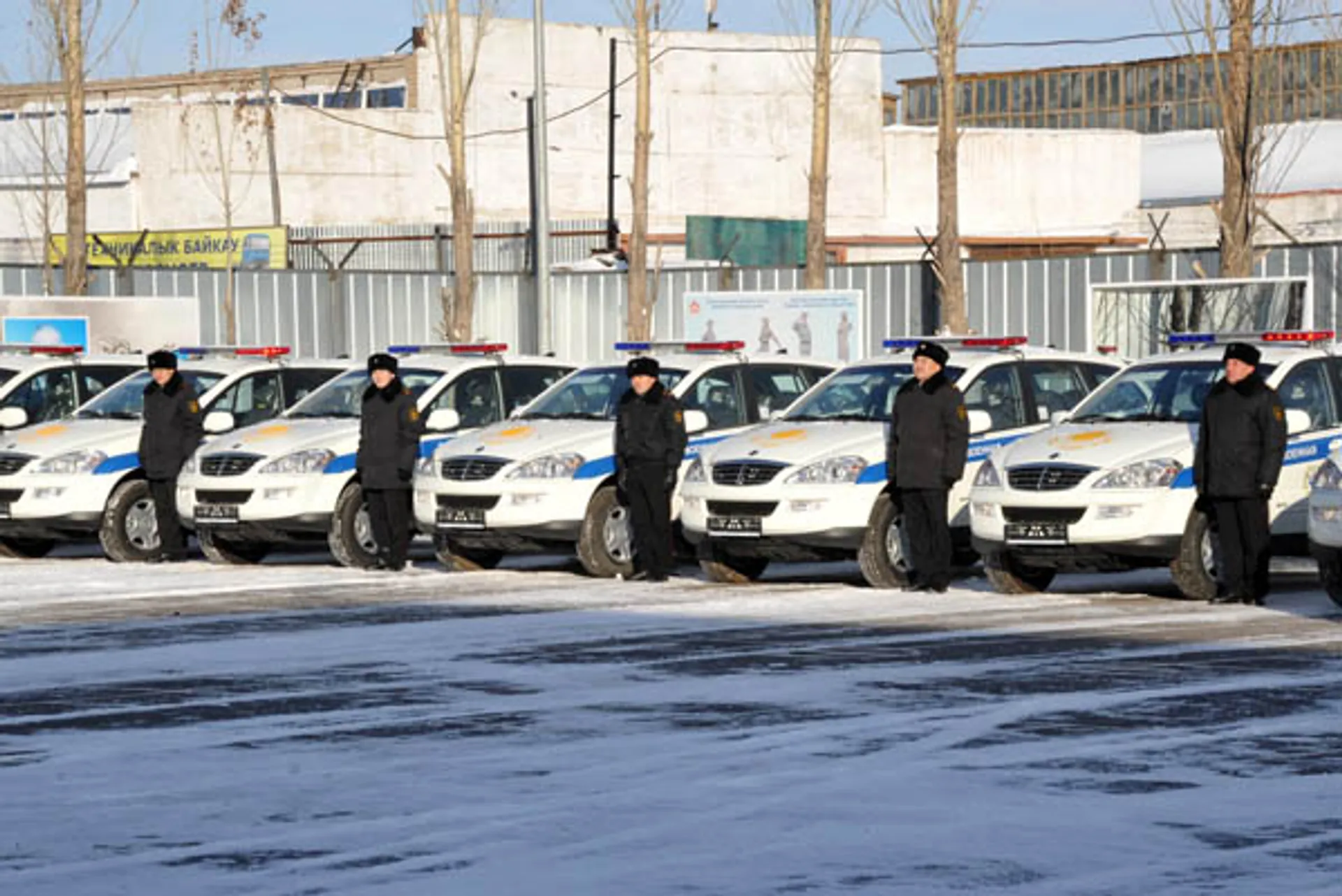 Капитал - Военная полиция получила новые автомобили