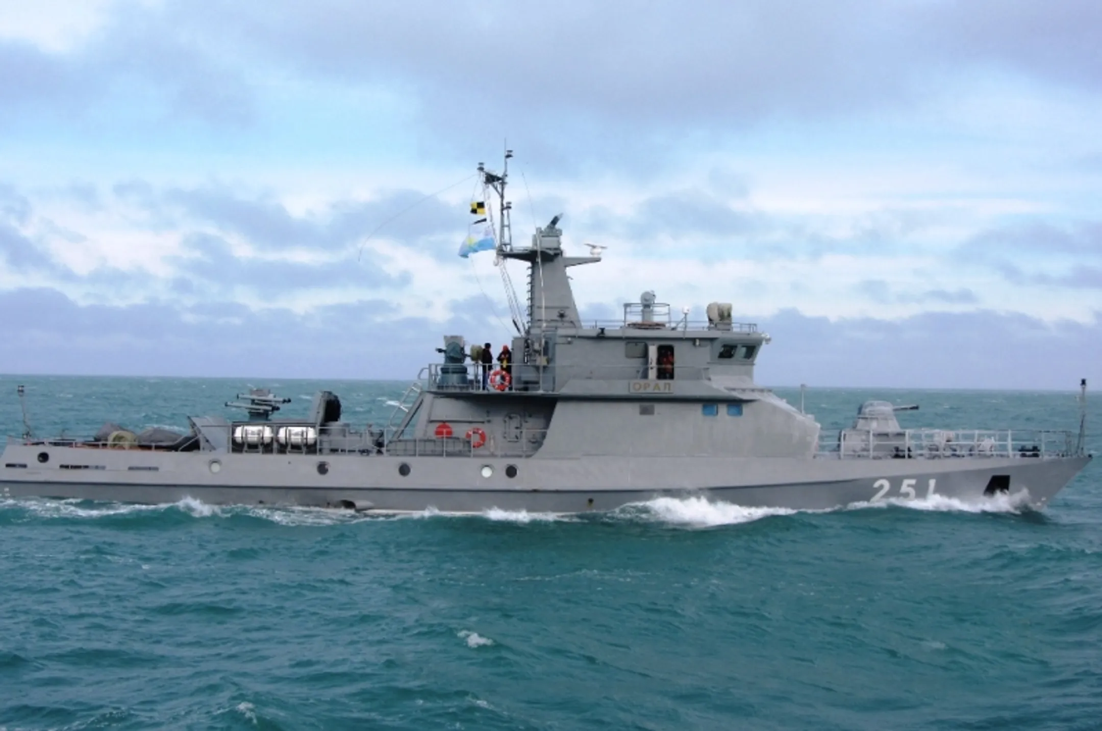 Главнокомандующий ВМС РК посетил завод Зенит - Image Kapital.kz