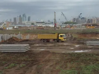 Капитал - Свыше 3 тысяч человек строят ЭКСПО-городок