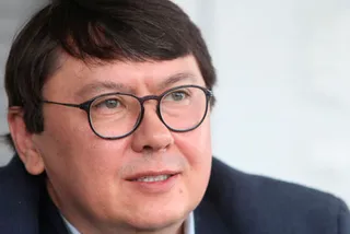 Капитал - Суд Вены выдал ордер на арест Алиева