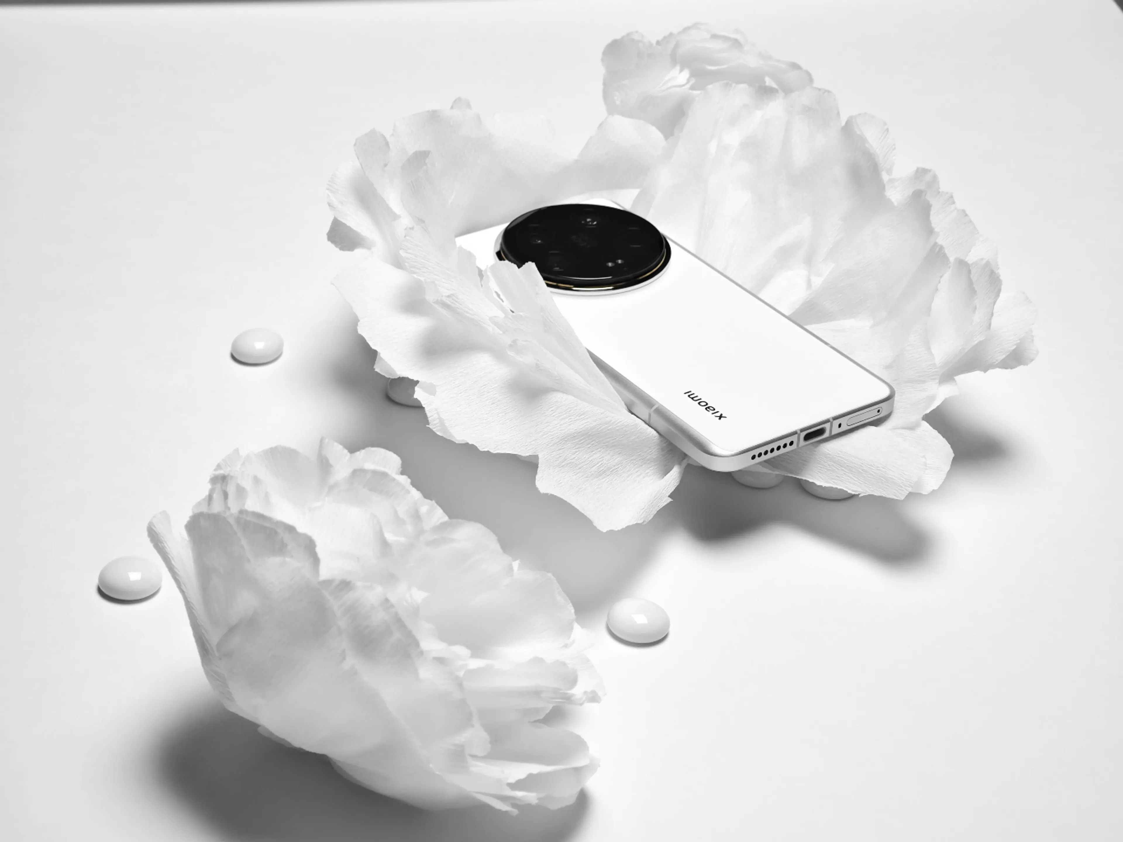 Капитал - Мотор, камера, поехали. Обзор на Xiaomi 14 Ultra