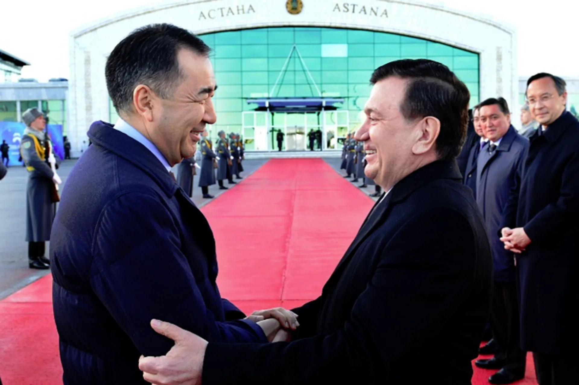 Капитал - Президент Узбекистана прибыл с визитом в Казахстан