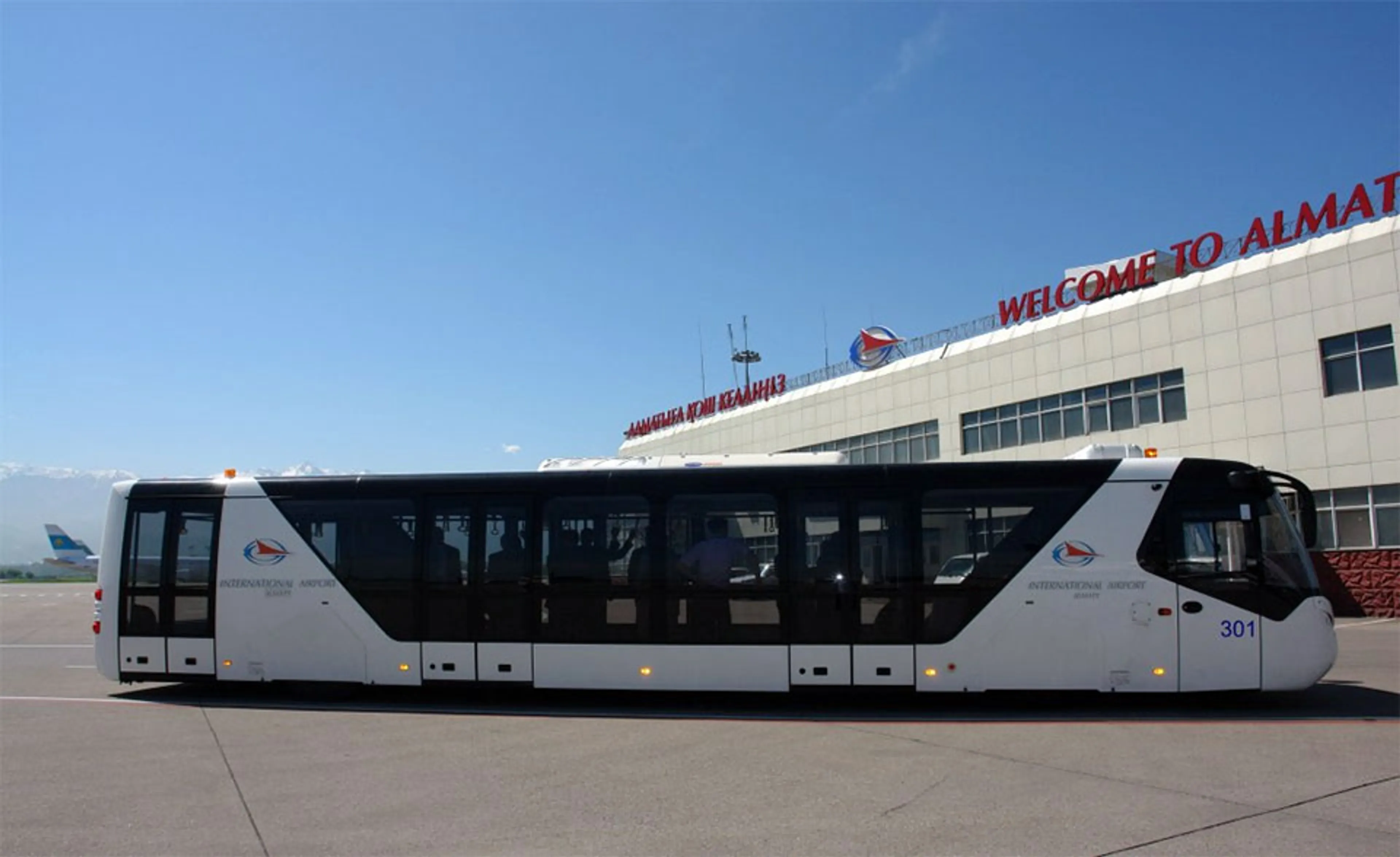 Капитал - В аэропортах PК на Эболу проверили более 2 млн пассажиров