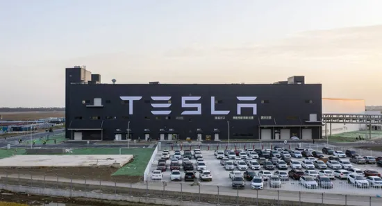 Акционеры Tesla одобрили сплит акций «3 к 1»