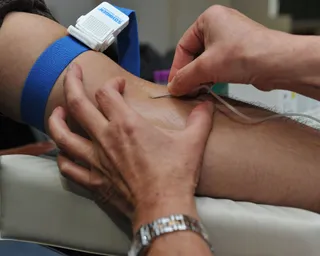 Капитал - Сотрудников бизнес-структур проверят на ВИЧ