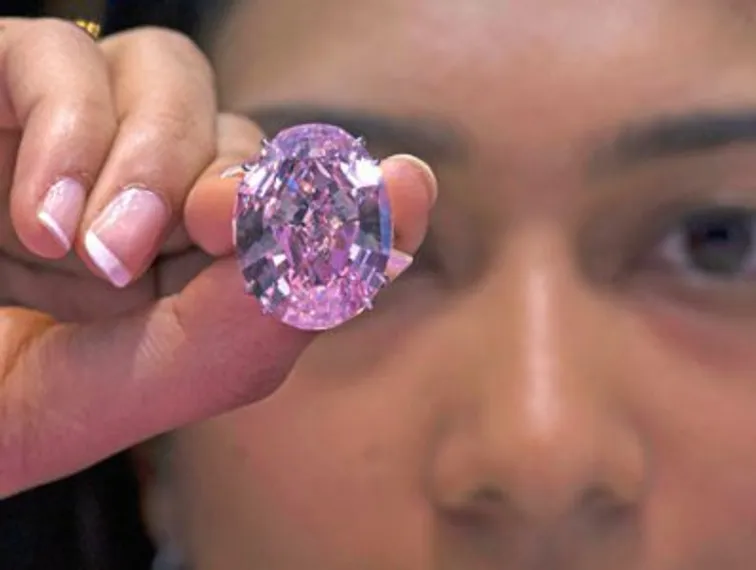 Капитал - Самый дорогой в мире бриллиант продадут на аукционе