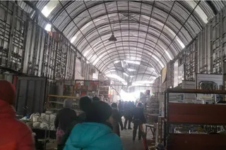 Капитал - На одном из рынков Алматы обрушилась часть крыши