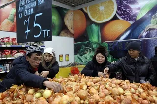 Капитал - Через какие торговые сети выдают адресную соцпомощь малообеспеченным детям