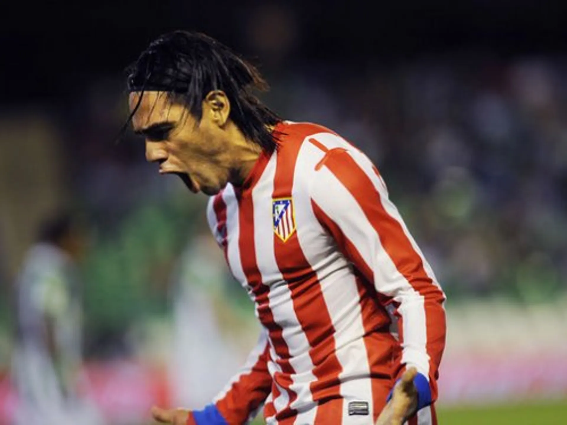 Капитал - Фалькао будет играть в составе «МЮ»