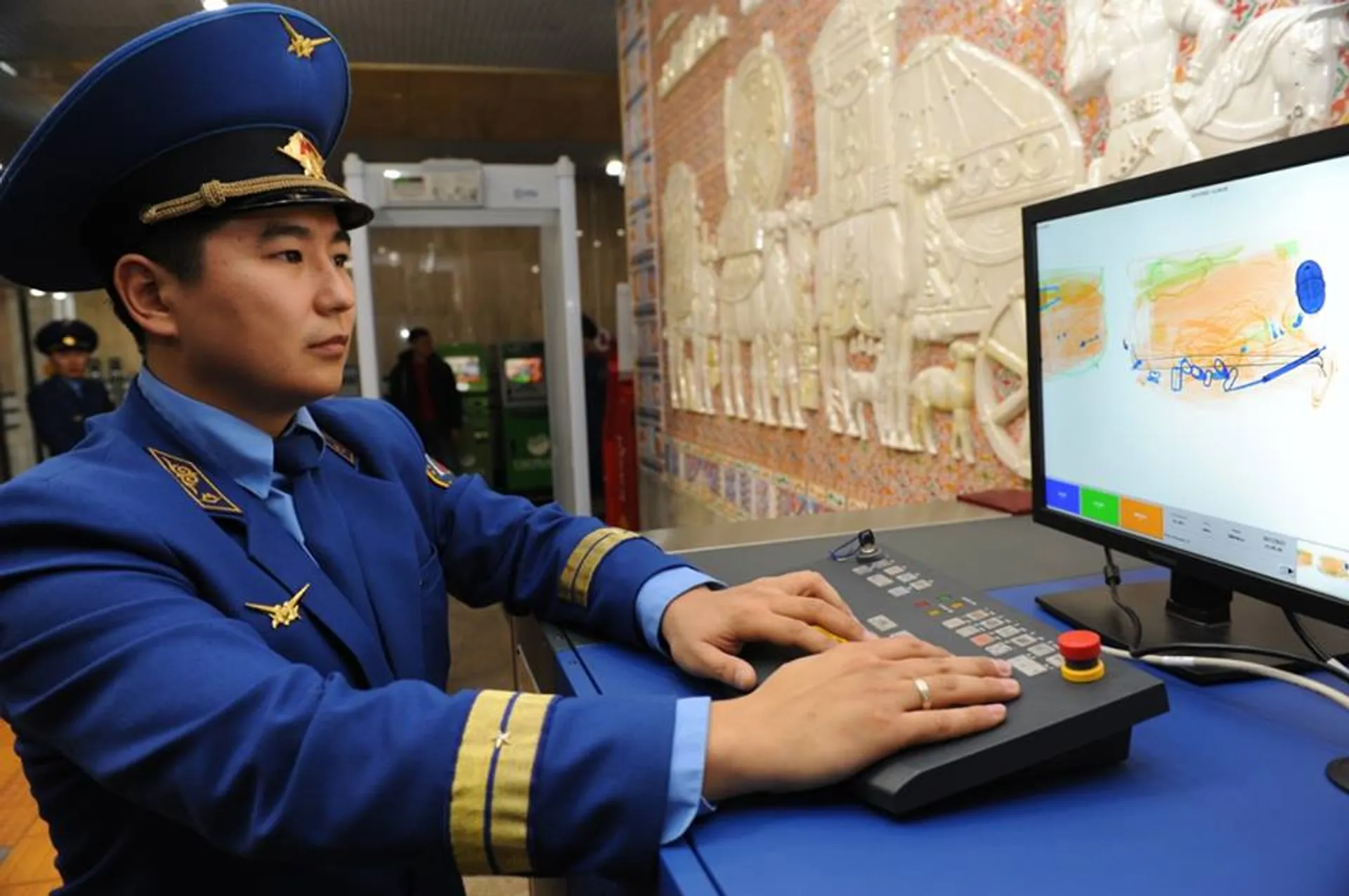 Капитал - В метро Алматы усилены меры безопасности