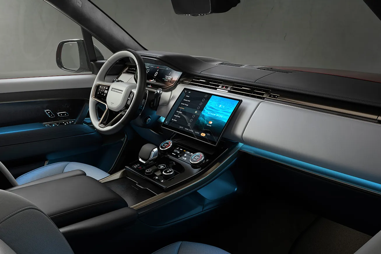 Новый Range Rover Sport и обновленный Rolls-Royce Phantom - фото kapital.kz