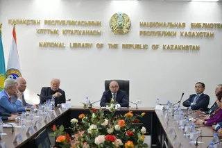 Капитал - Деятели культуры получили стипендии от государства