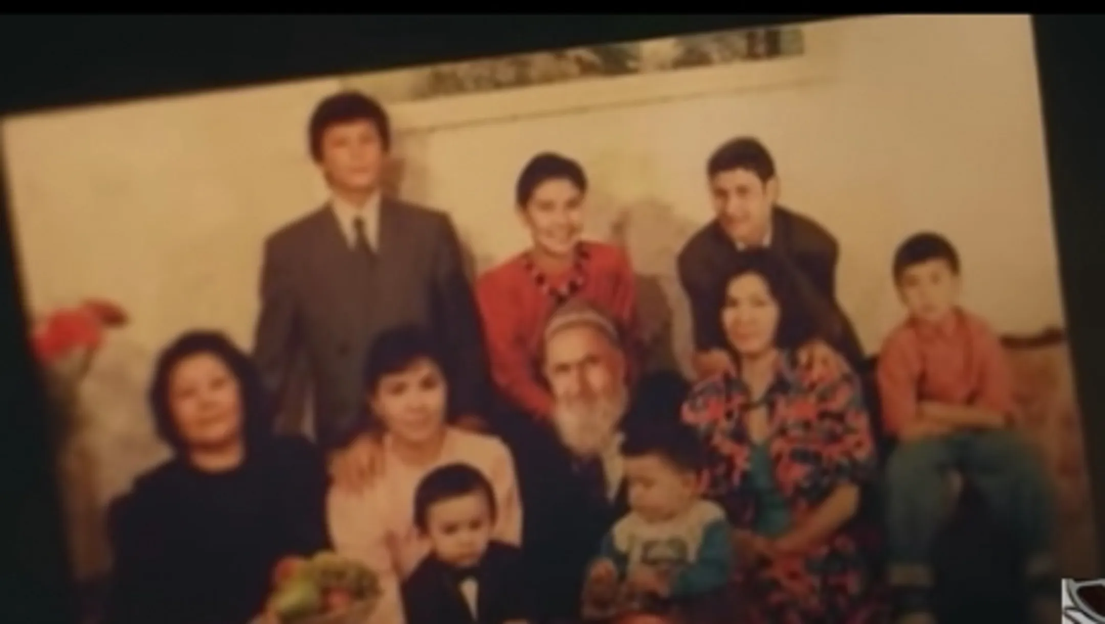 Кинокомпания извинилась за использование фото семьи президента РК - Image Kapital.kz