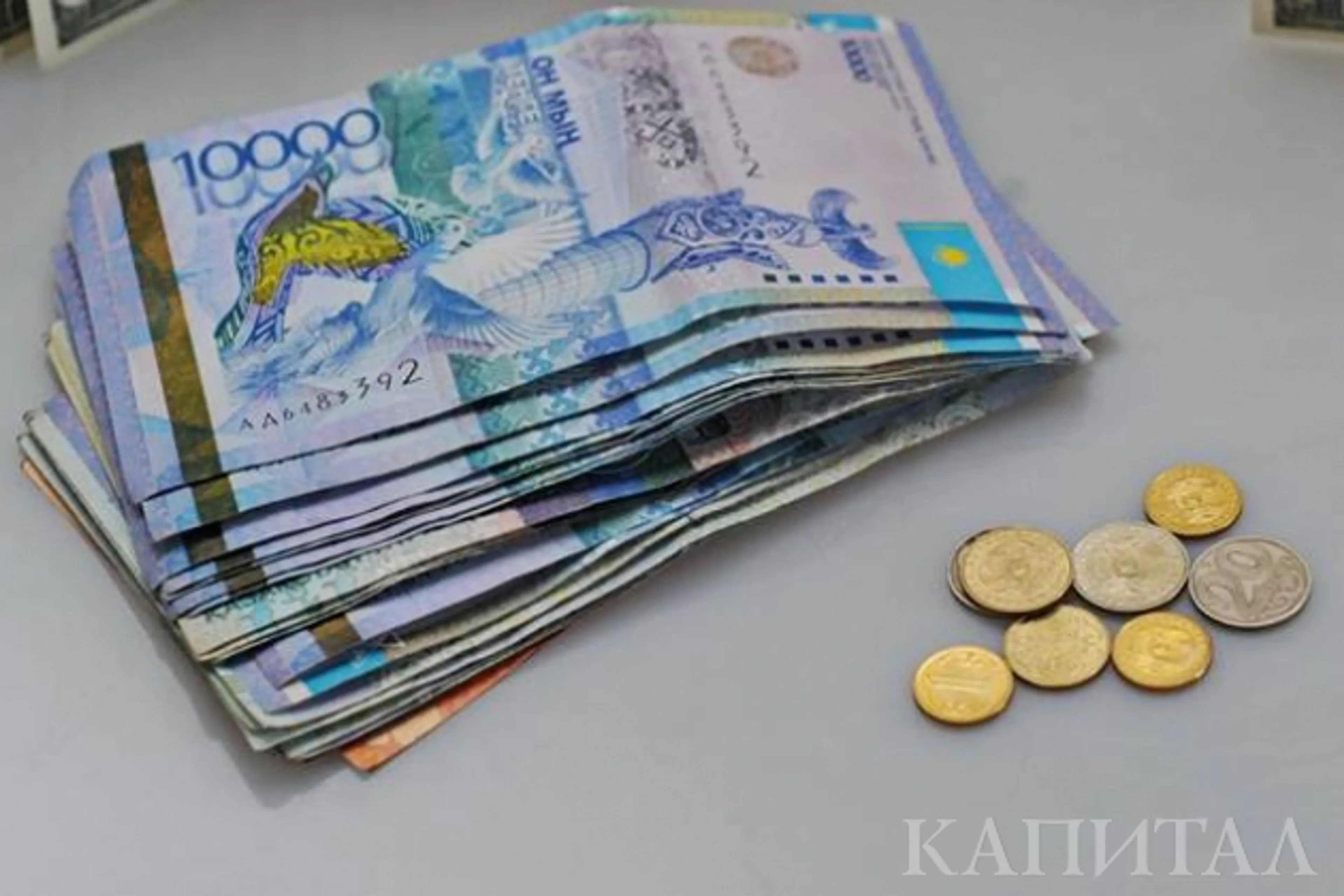 Капитал - Тенге ослабел за неделю