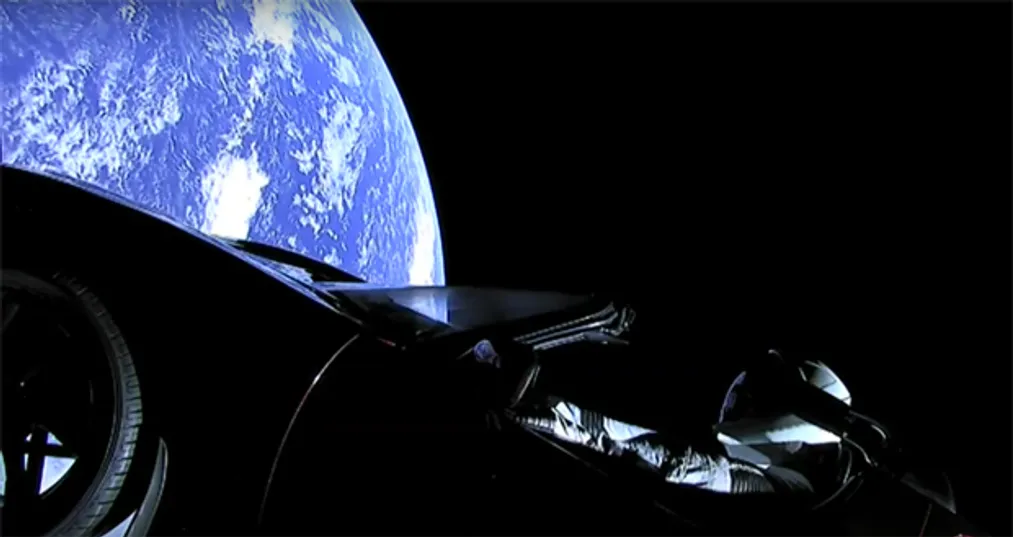 Капитал - Илон Маск запустил Tesla Roadster в космос
