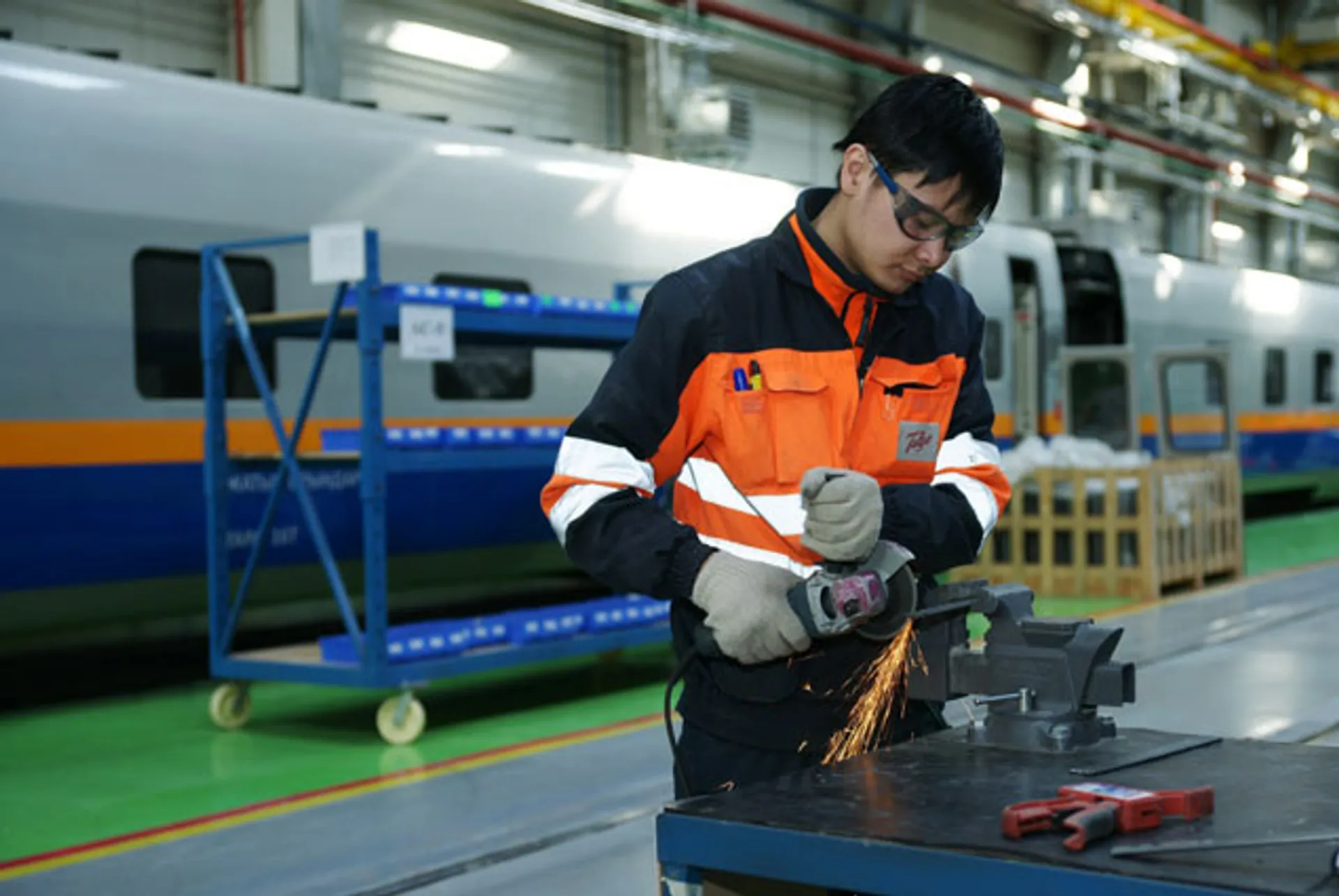 Капитал - БРК профинансирует обновление парка пассажирских вагонов