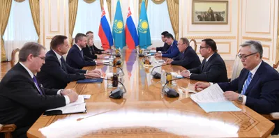 Президент Казахстана встретился с премьер-министром Словакии