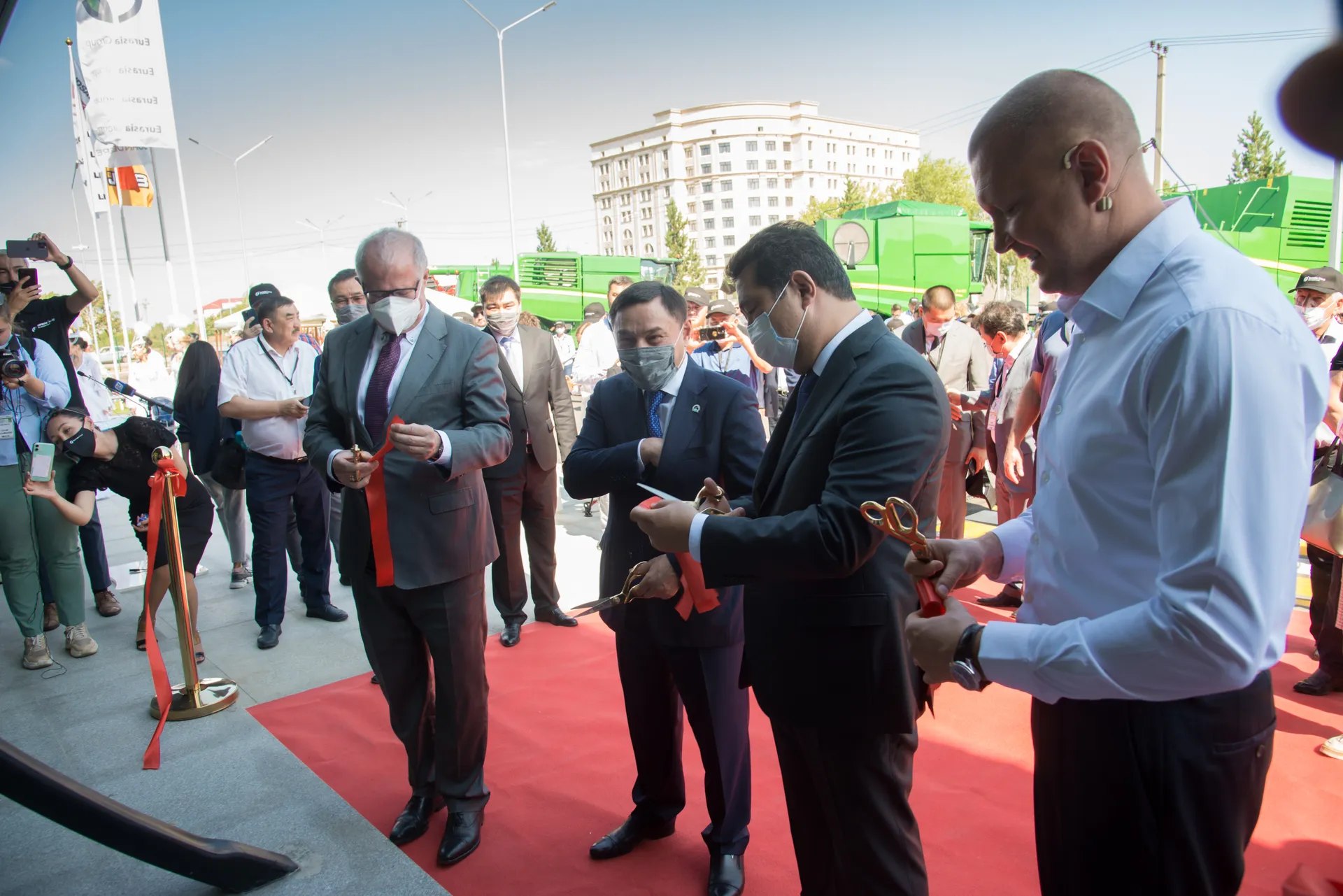 Капитал - В Кокшетау состоялось открытие сервисного центра Eurasia Group AG