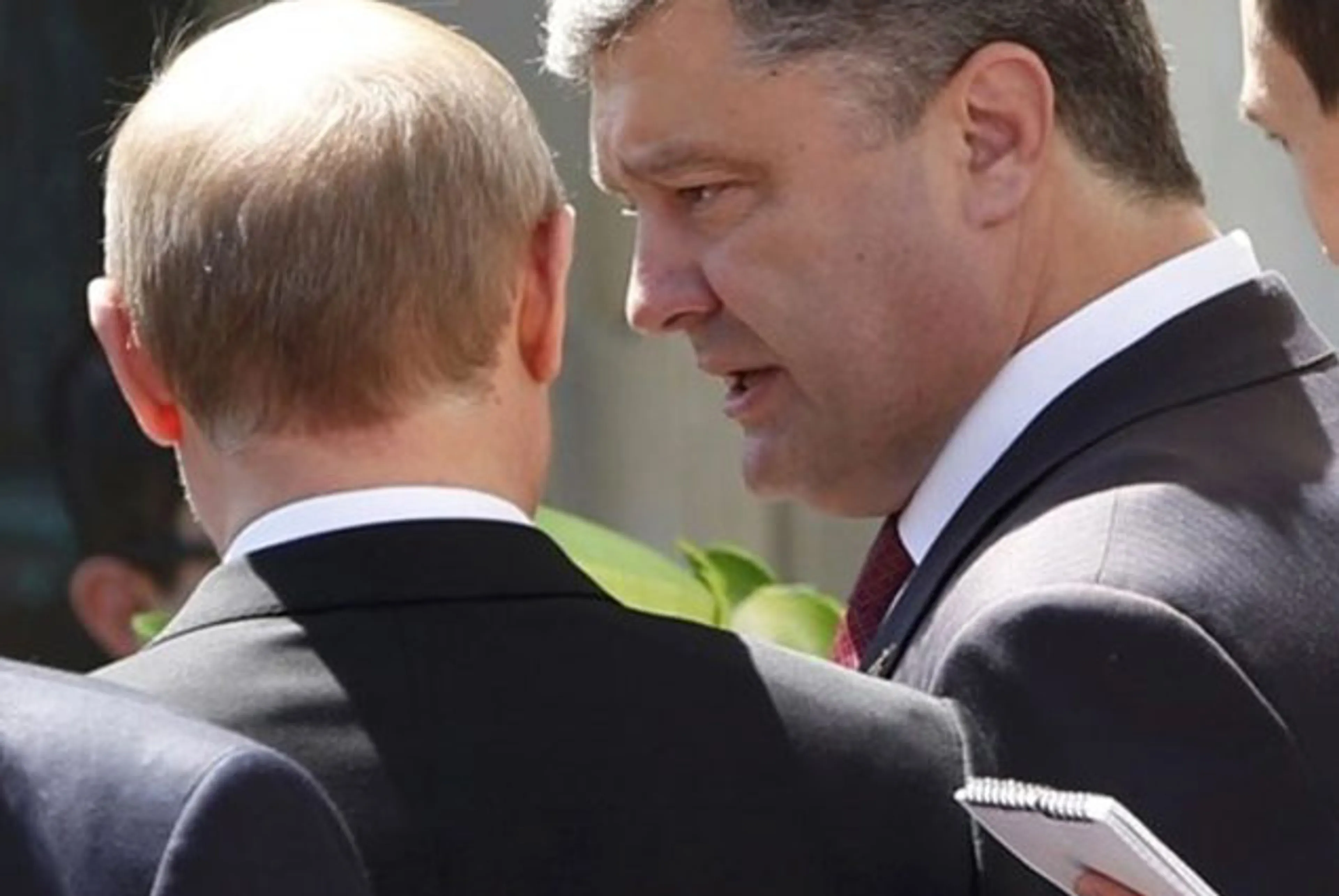 Капитал - Порошенко угрожал Путину накануне Минских соглашений