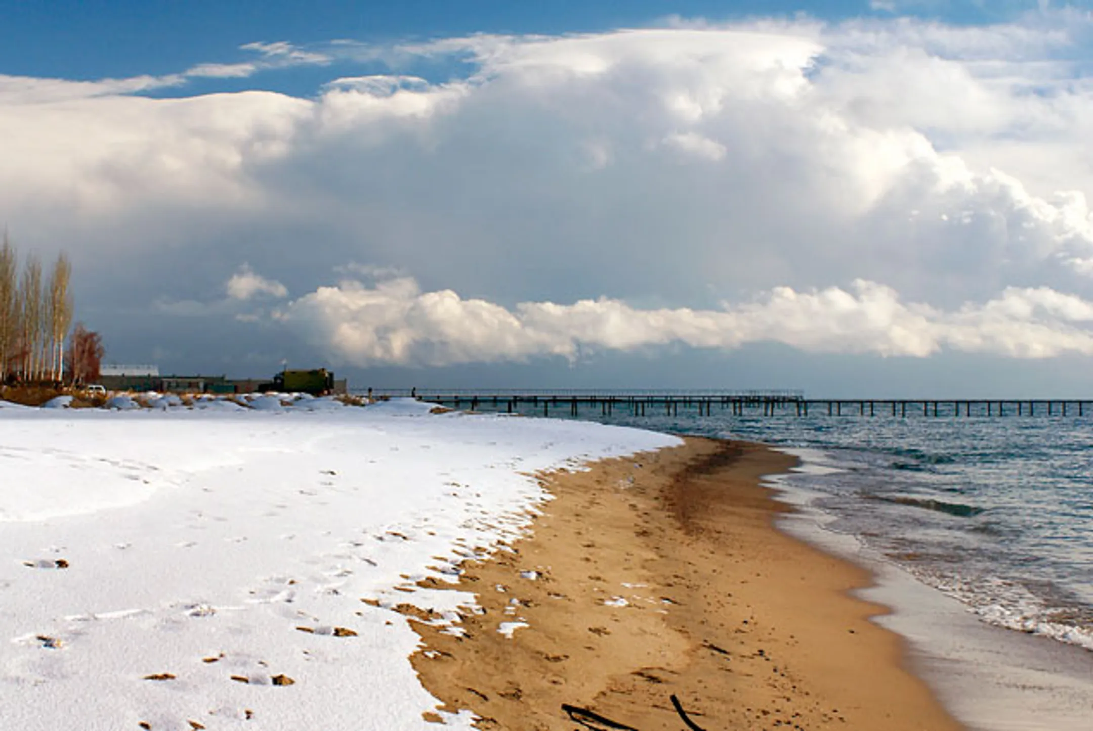 На Иссык-Куле приостановлена работа 61 пансионата - Image Kapital.kz