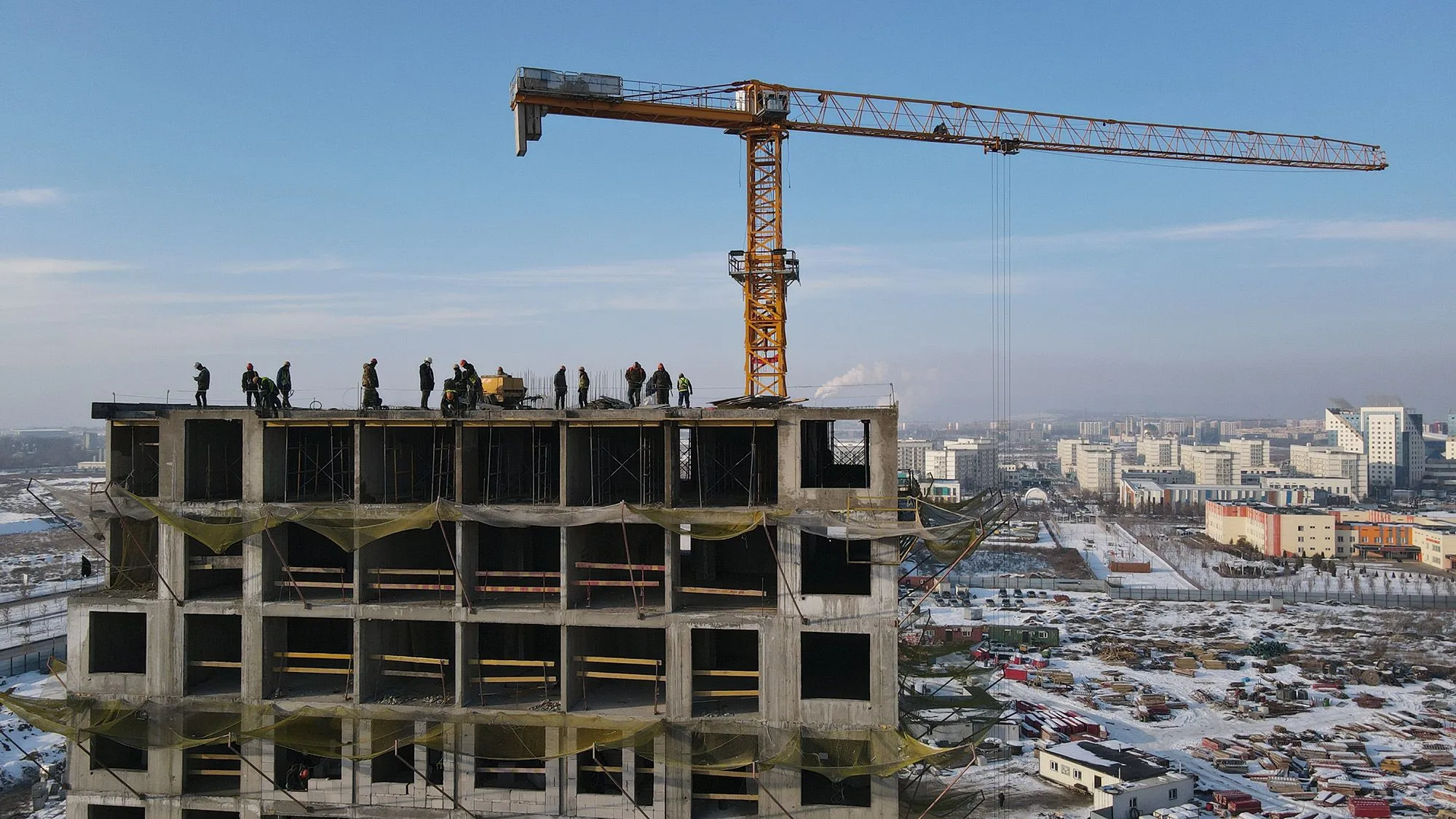 Продажи жилья в апреле в Казахстане увеличились на 32,8%