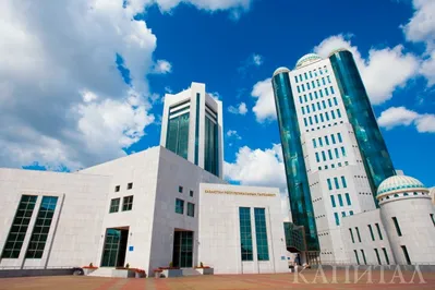 Казахстанский парламент возвращается в прямой эфир