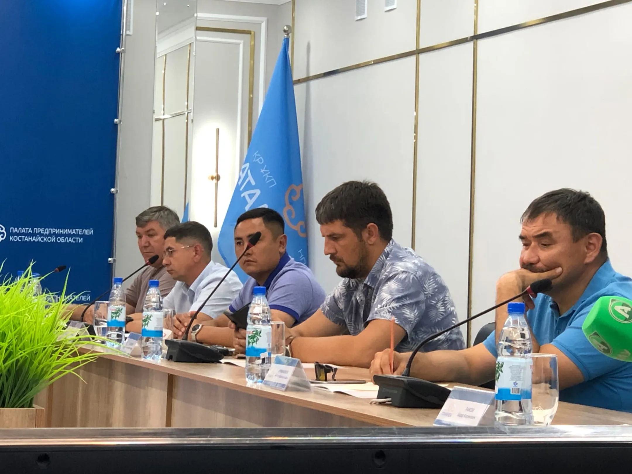 Вопросы перевозки грузов по железной дороге обсудили в НПП - Image Kapital.kz