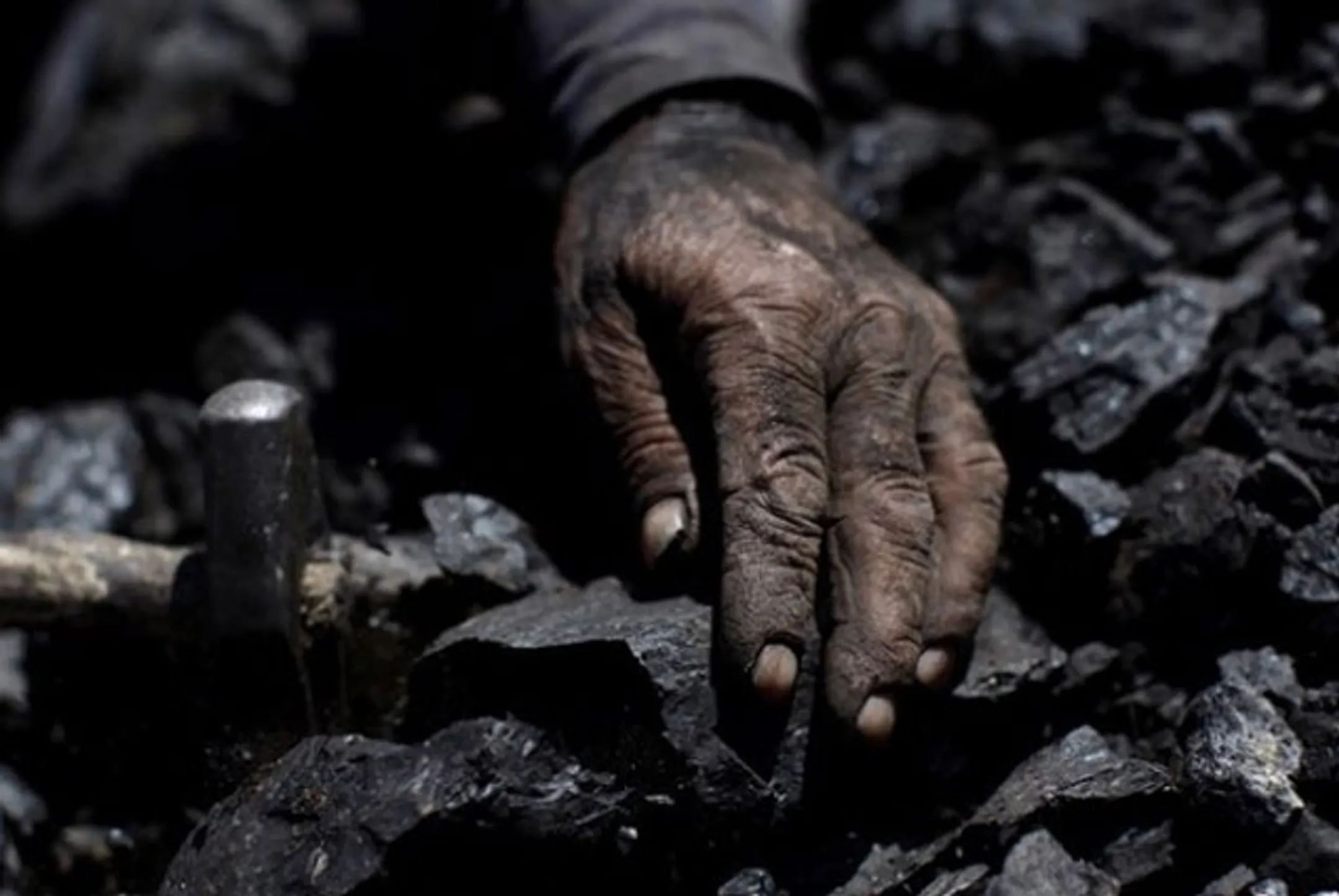 Число погибших на шахте в Донецке возросло до 77 - Image Kapital.kz