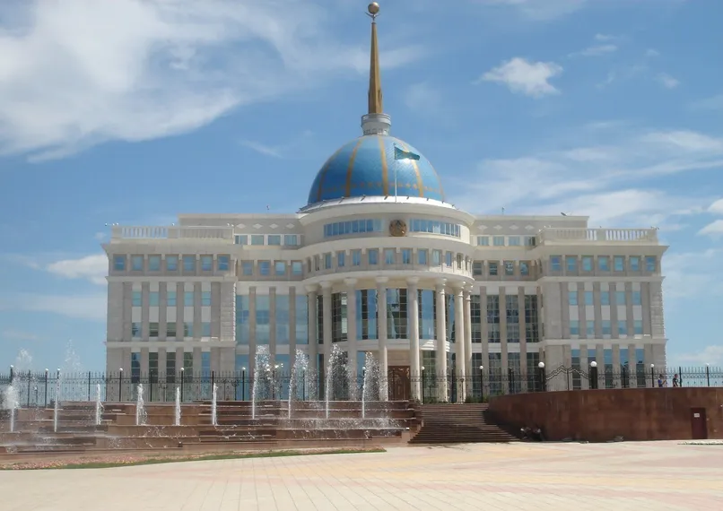 Капитал - Президент назначил послов в трех странах