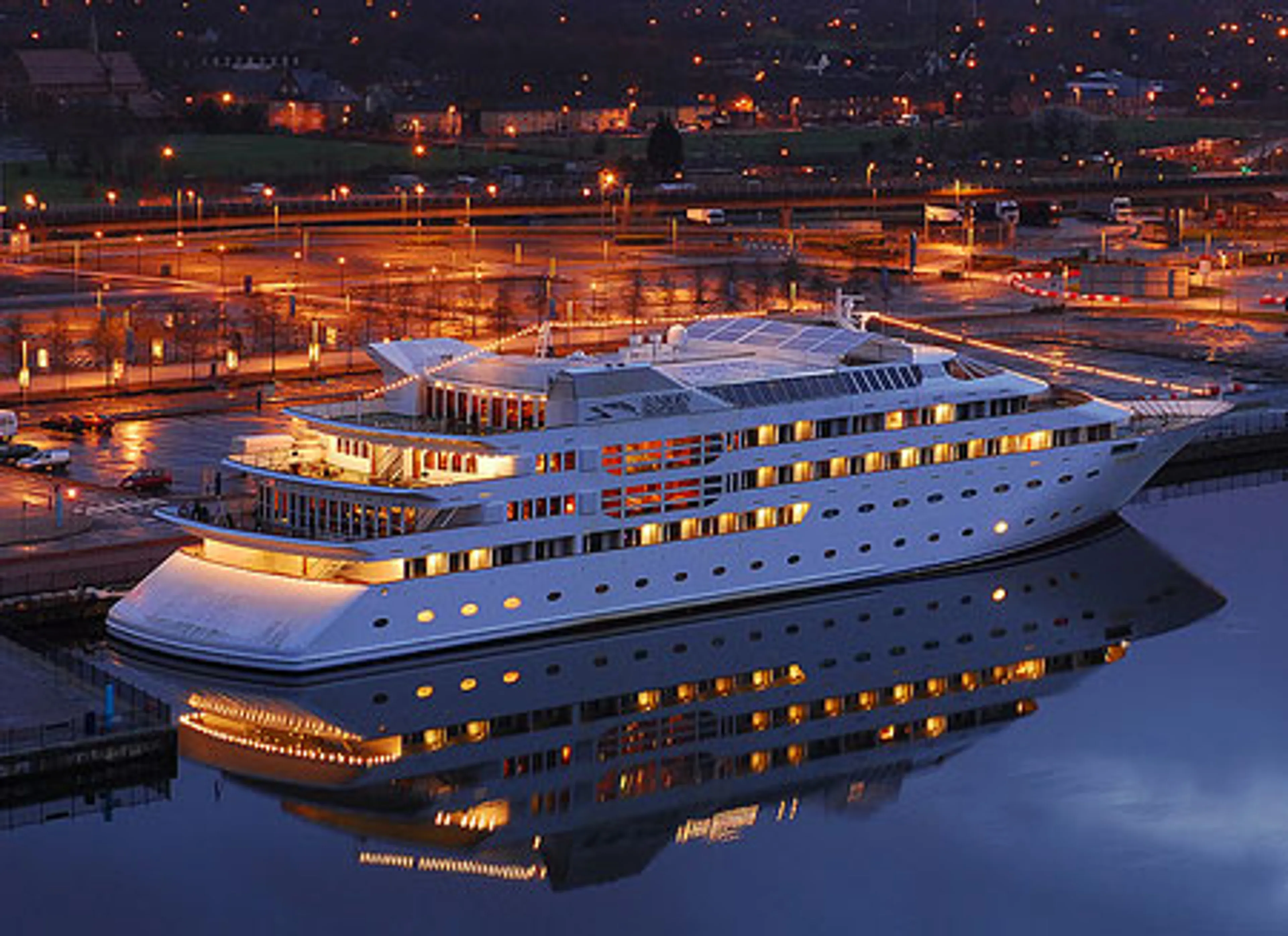 Капитал - В Гибралтаре появится пятизвездочная плавучая гостиница