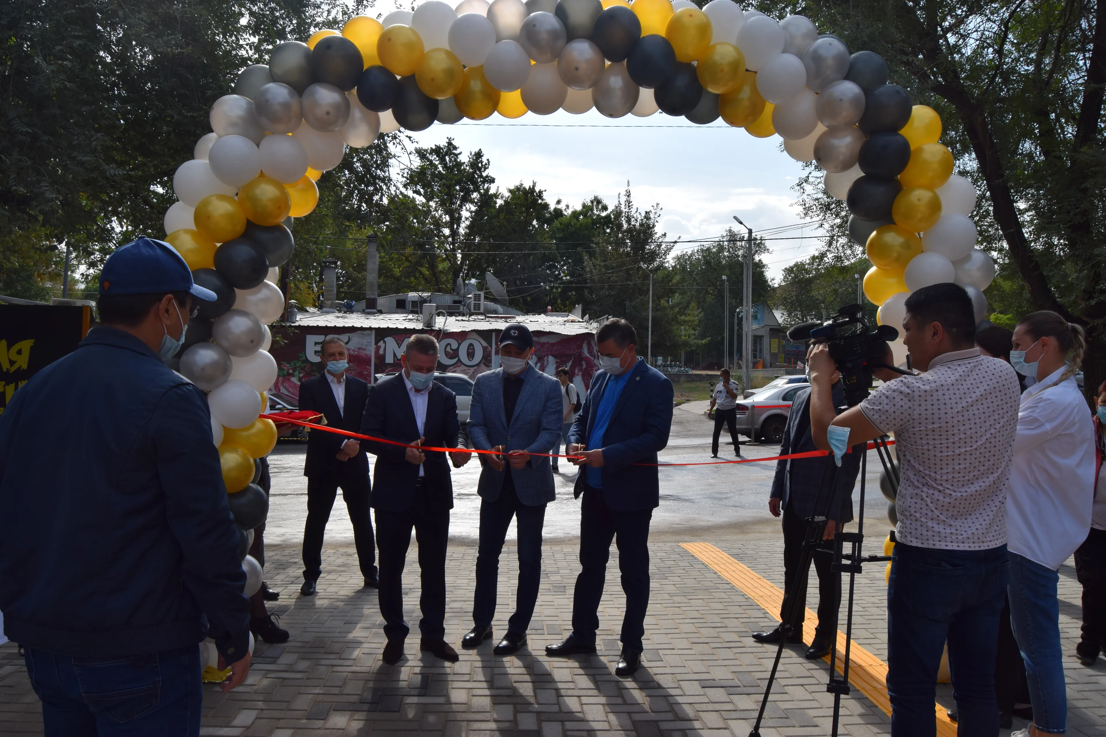 Капитал - В Алматы ко Дню города открыли модернизированный рынок