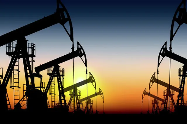Мировые цены на нефть растут из-за статистики в США