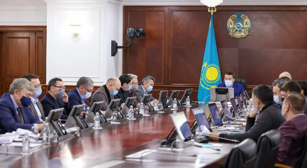 Капитал - Оперативный штаб рассмотрел вопросы пропуска грузов между РК и КНР