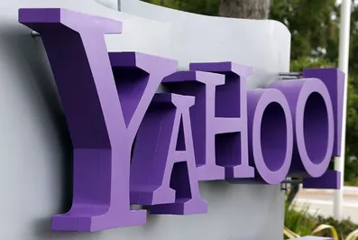 Yahoo! начала прием заявок от инвесторов