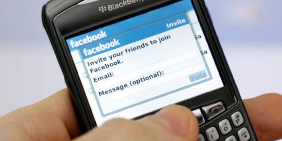 Facebook хочет купить BlackBerry?- Kapital.kz