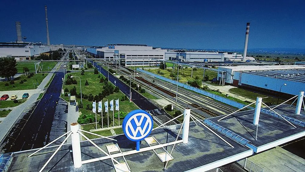 Капитал - Volkswagen будет выпускать аккумуляторы для электромобилей