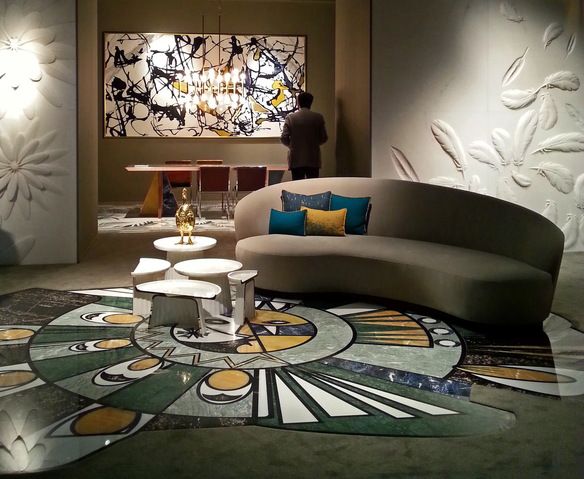 Капитал - Миланский мебельный салон