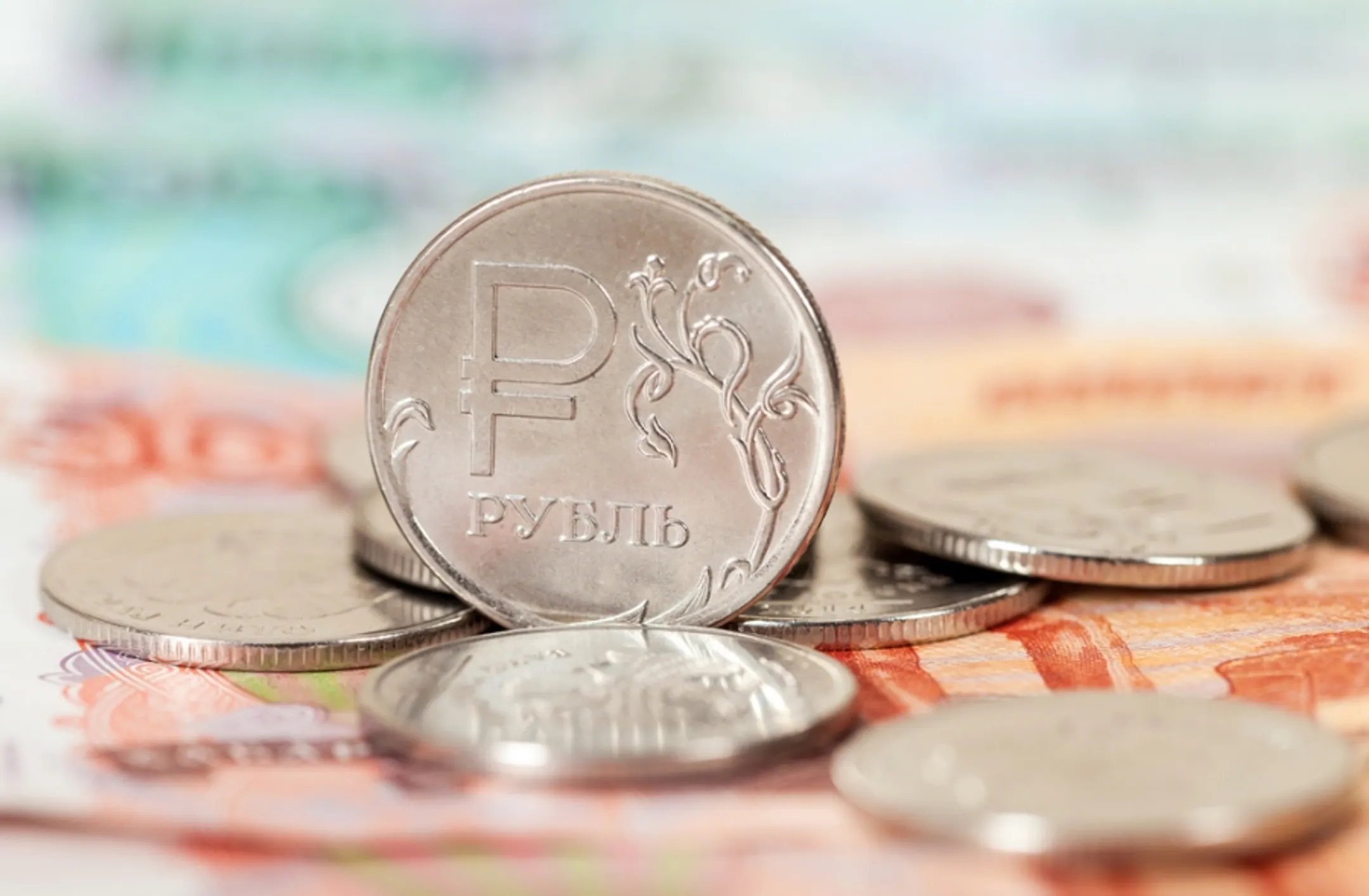 Deutsche Bank признал рубль одной из самых недооцененных валют - Image Kapital.kz