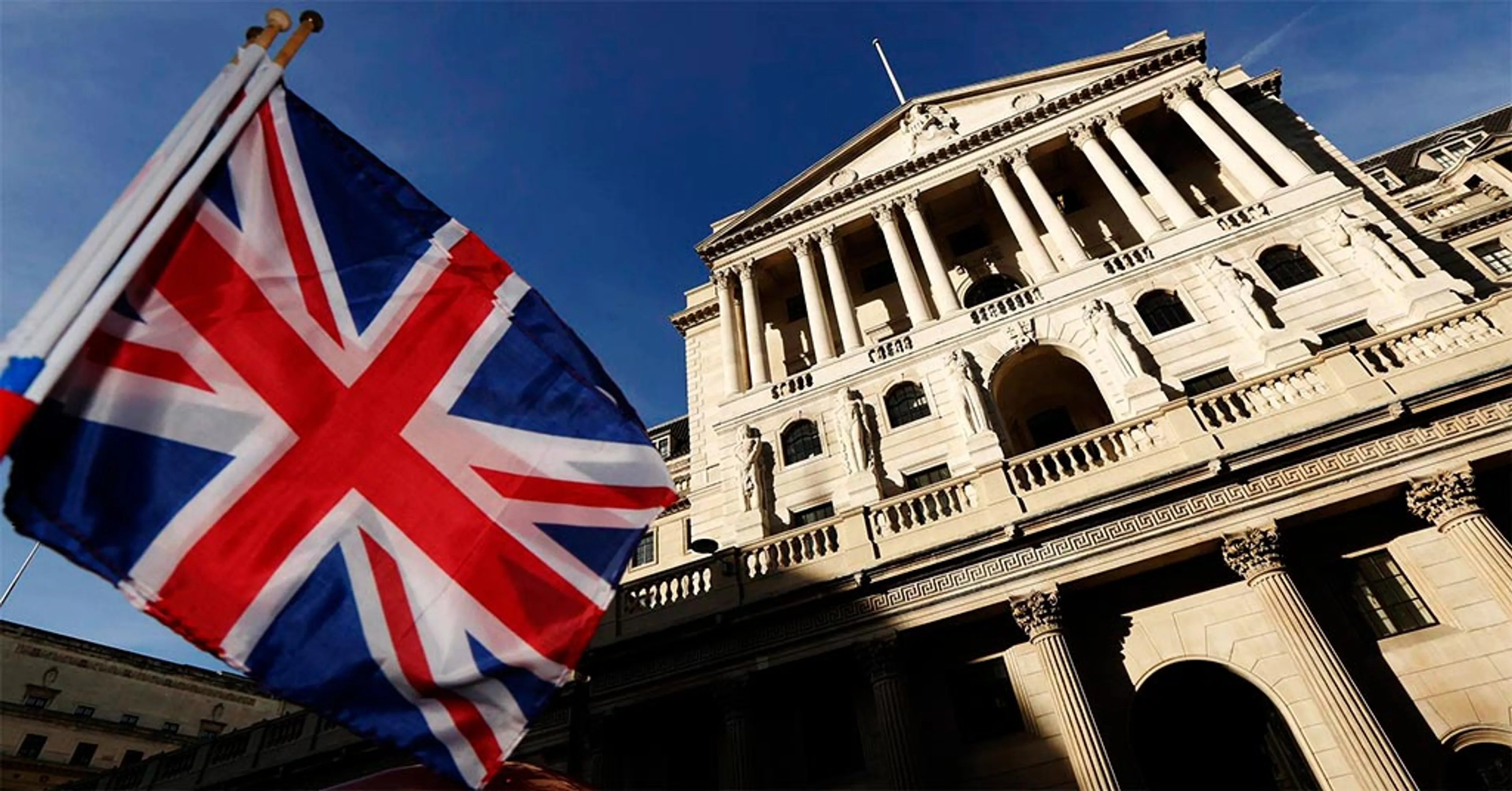 Капитал - Британские банки повышают ставки по ипотеке