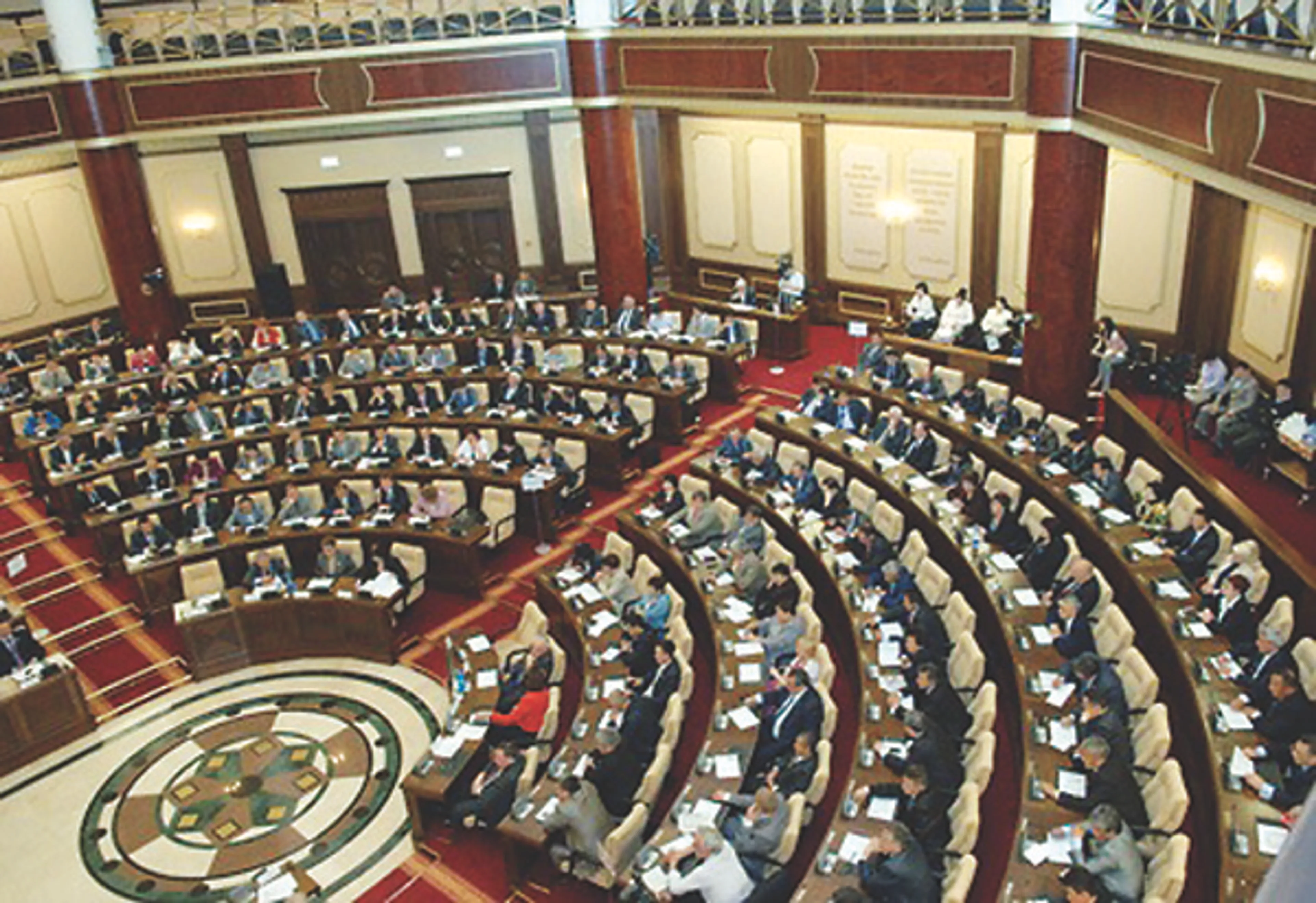 Капитал - В Казахстане выбрали депутатов сената