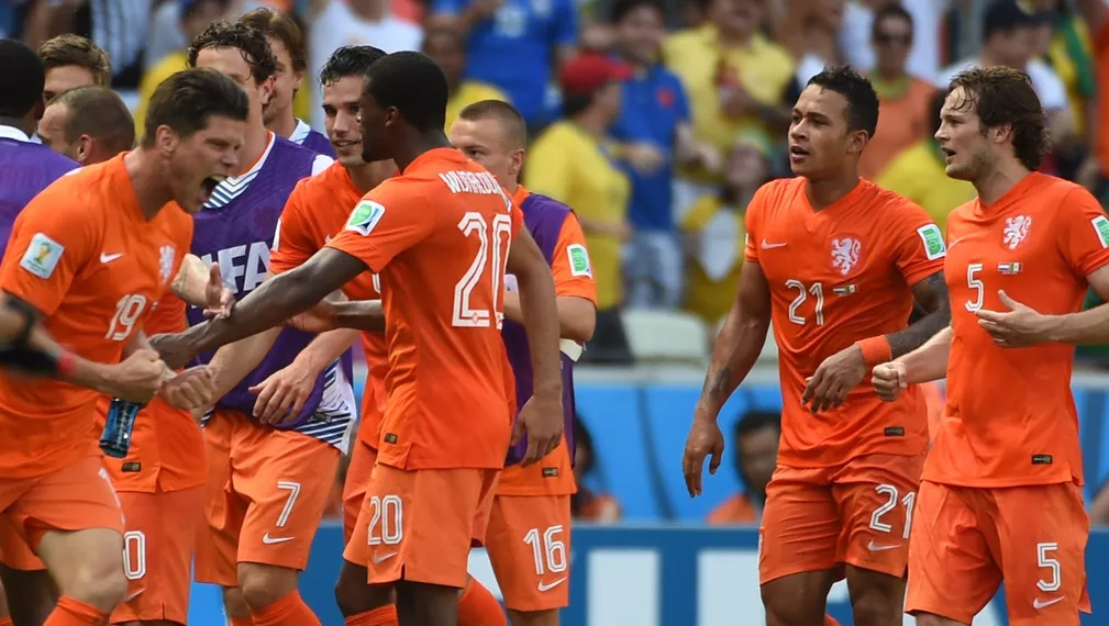 Капитал - Аналитики назвали ориентировочный состав голландцев на матч с Казахстаном