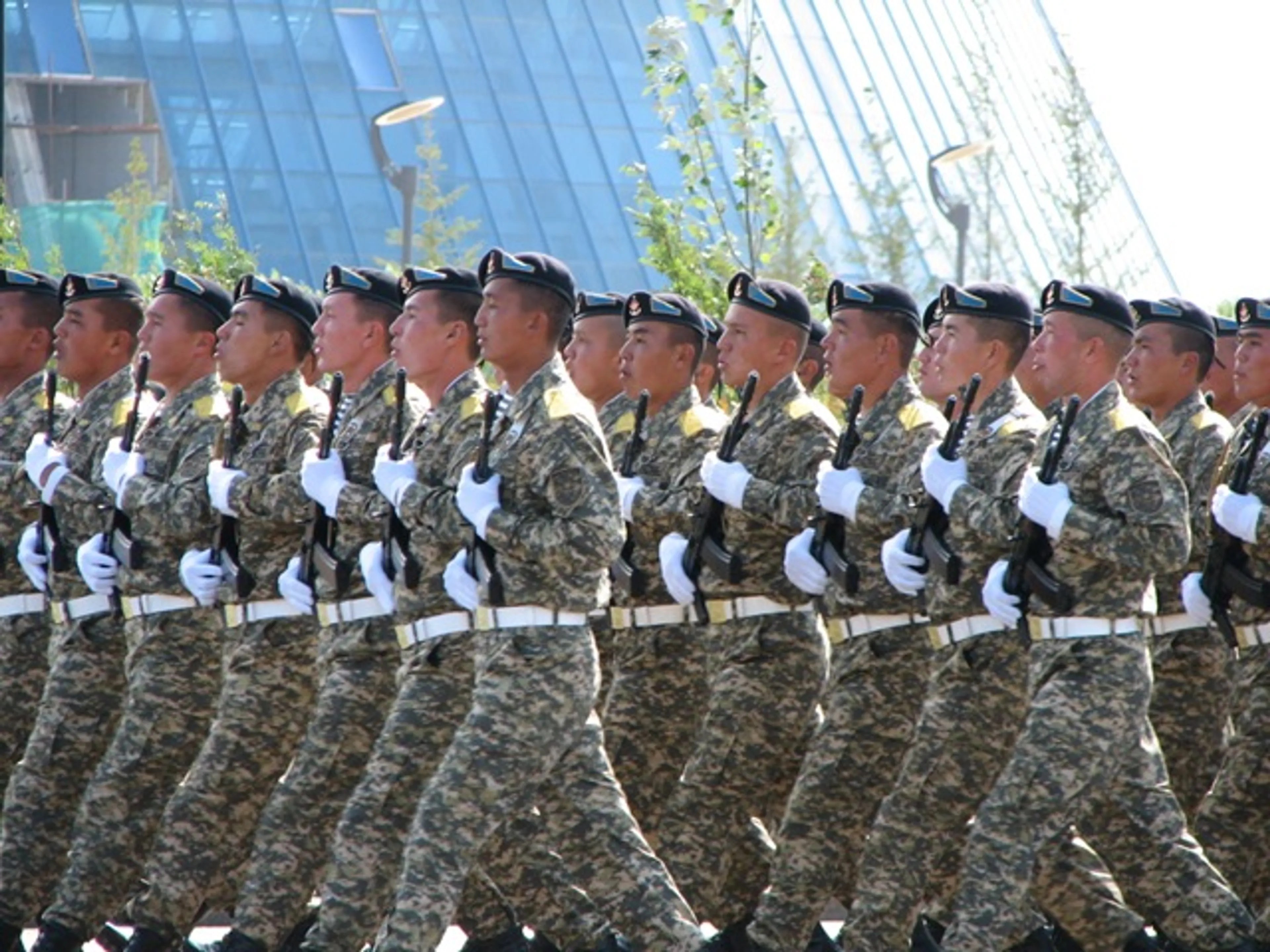 Капитал - Казахстанская армия - в тройке лучших среди стран СНГ