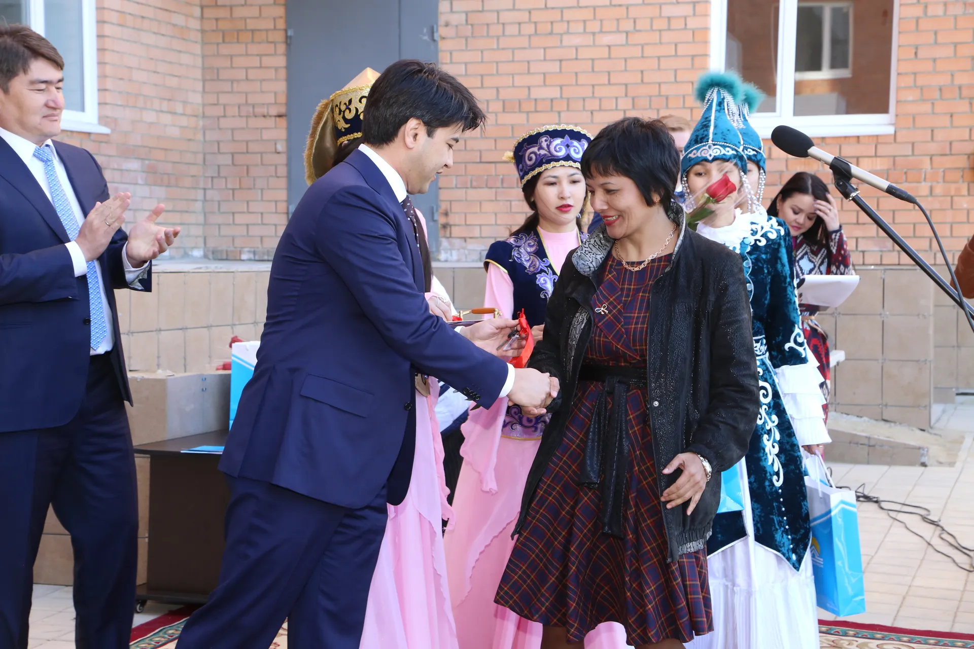 Капитал - Куандык Бишимбаев: Мы зашли, помогли предприятию, оно выстояло