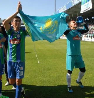 Капитал - Лория и Смаков признаны лучшими