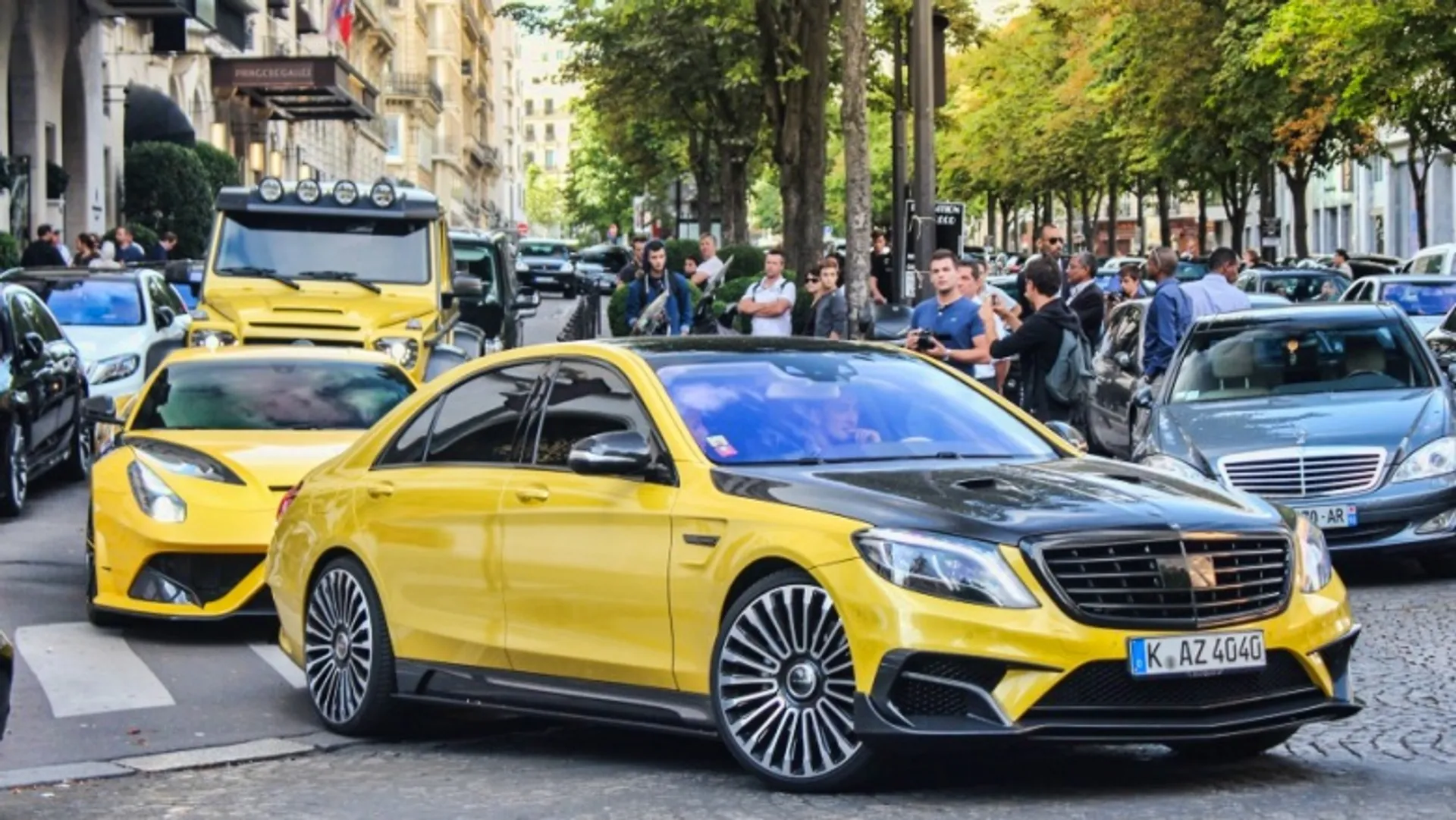 Капитал - Сын казахстанского миллионера выставил коллекцию авто в Париже