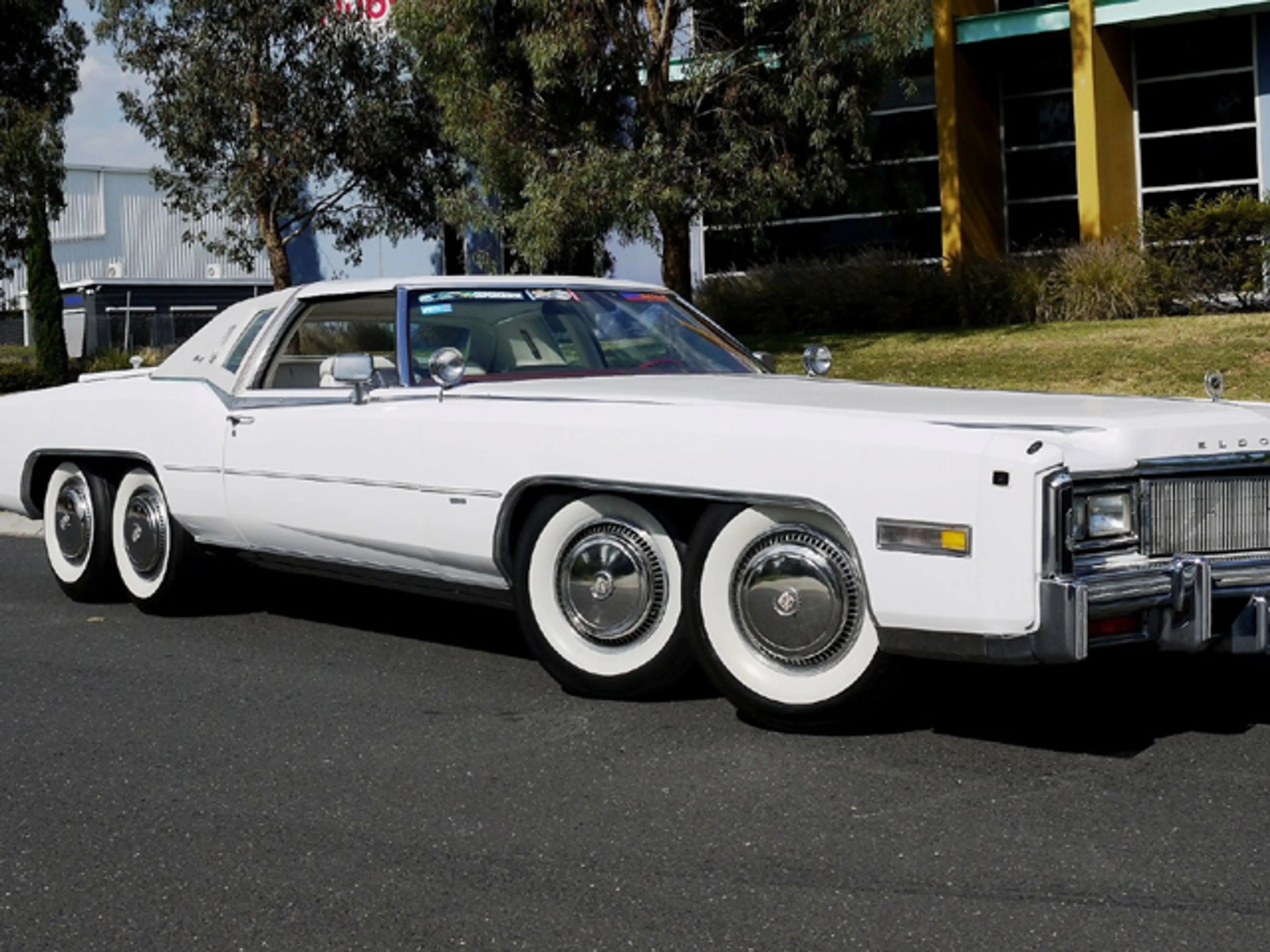 Капитал - Продается 8-колесный Cadillac Eldorado