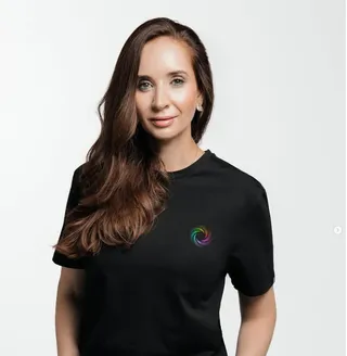 Капитал - Первой космической туристкой из Казахстана станет Данна Карагусова